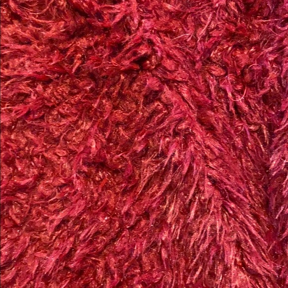 Sold... Fabulous Red Faux Fur Vest😍 - Picture 3 of 4